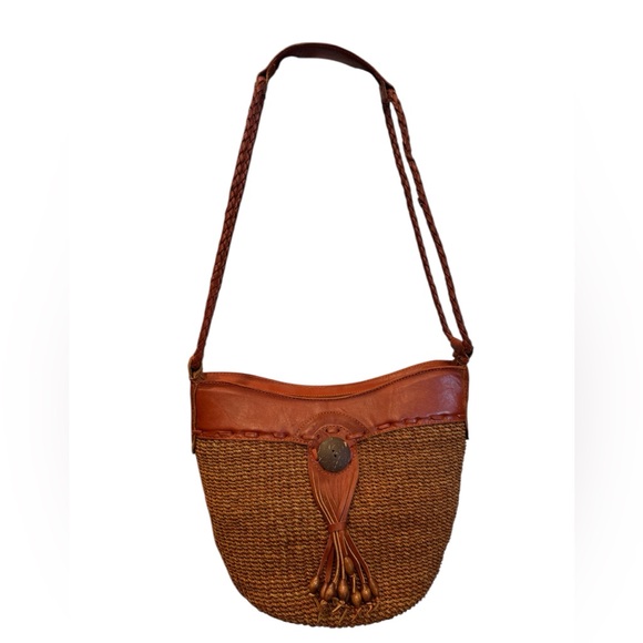 🔴Handmade Vintage Bucket Bag, Leather and Woven Sisal, Made in Indonesia - Picture 4 of 10